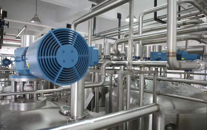Usine disposant d'un gisement de chaleur fatale